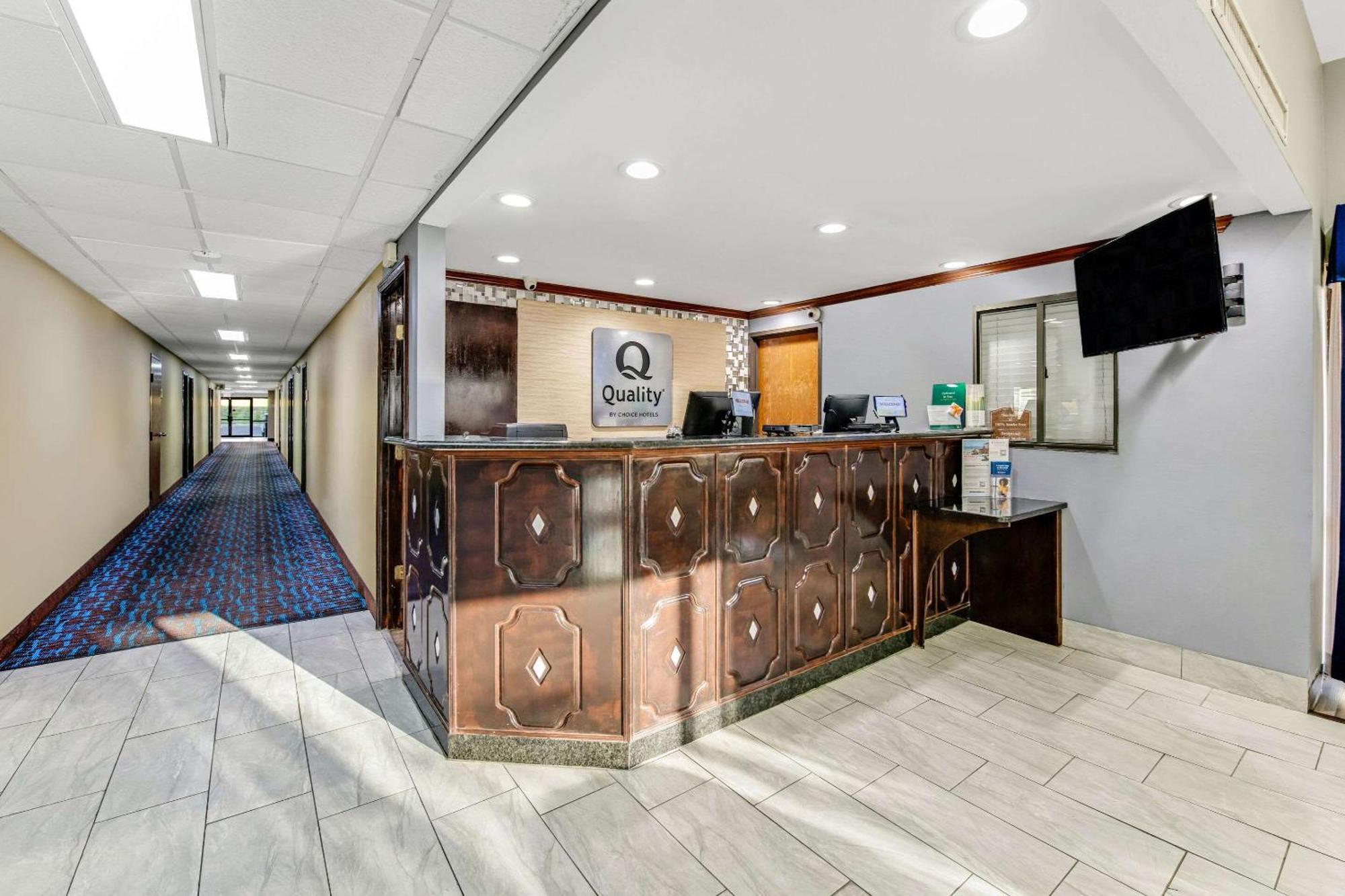 Quality Inn Merriam Kansas City Exterior foto